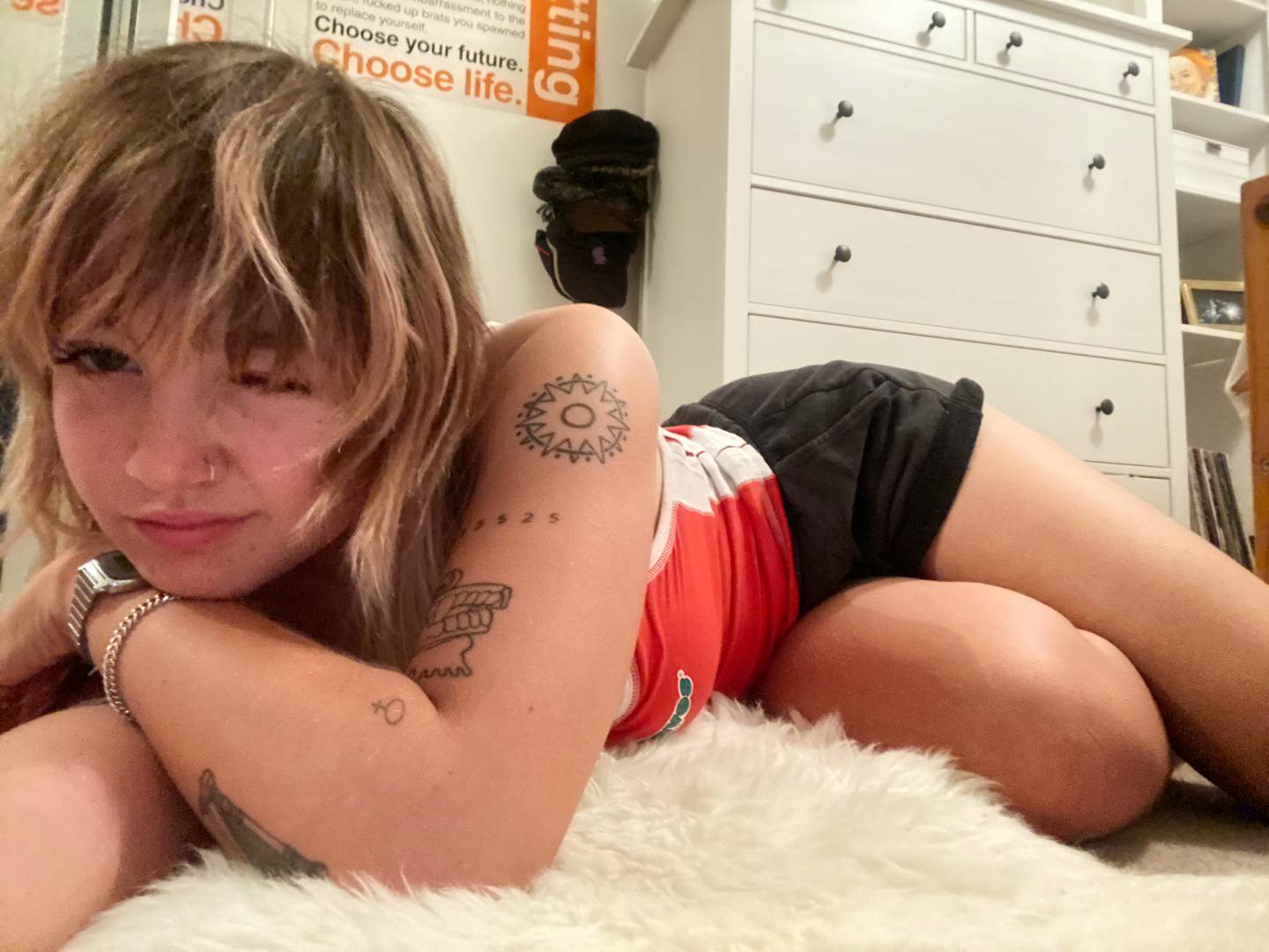 _femalien instagram image archive image