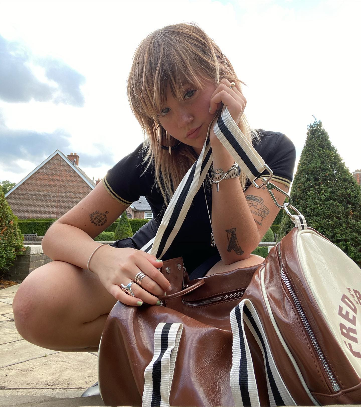 _femalien instagram image archive image