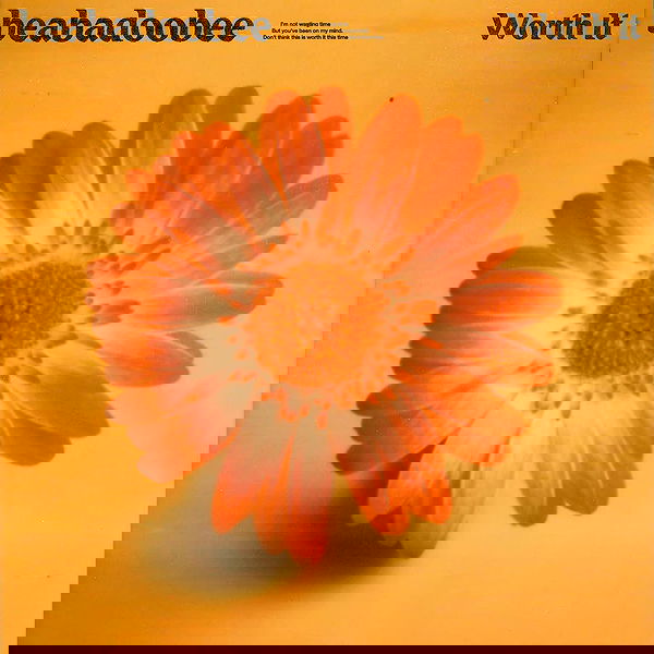 _femalien image ~ Altpins