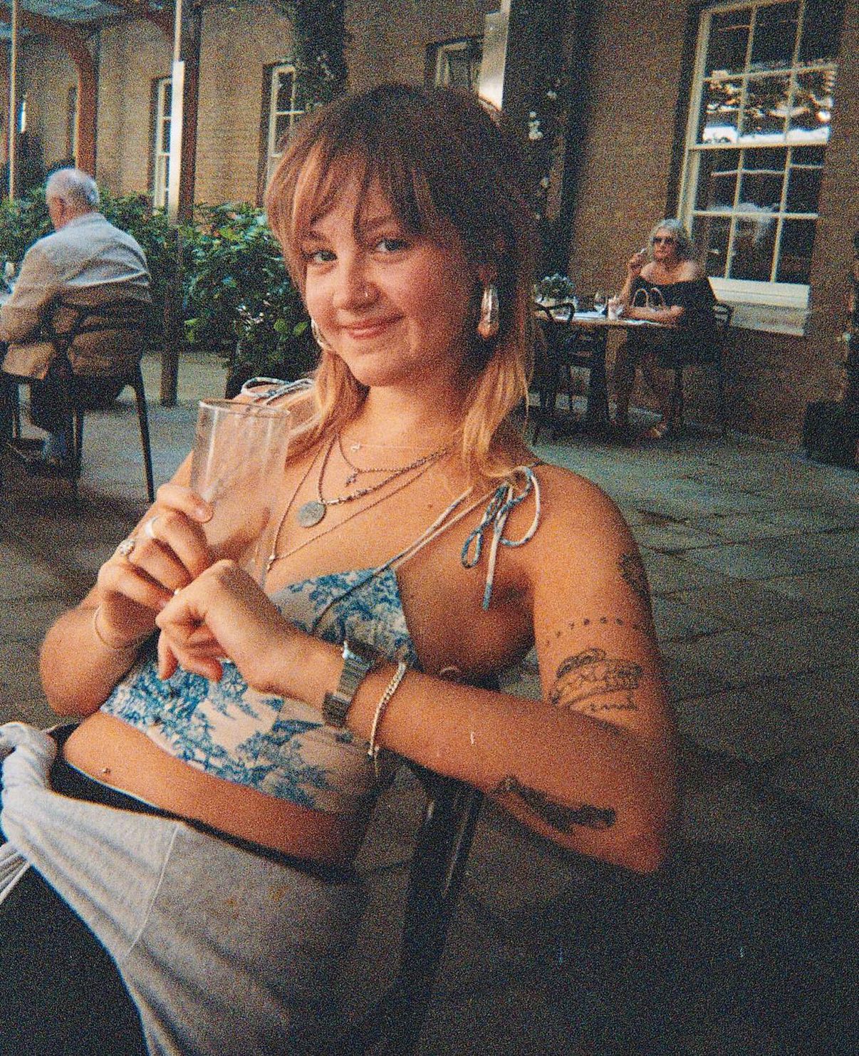 _femalien instagram image archive image