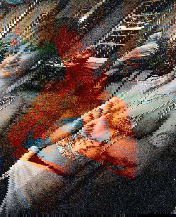 _femalien image ~ Altpins