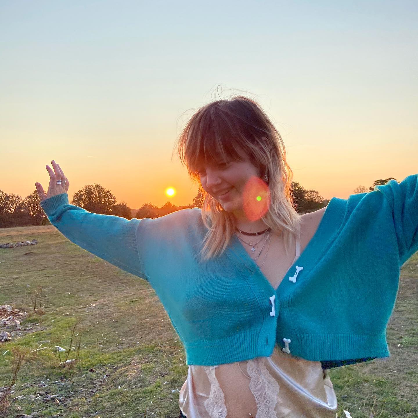 _femalien instagram image archive image