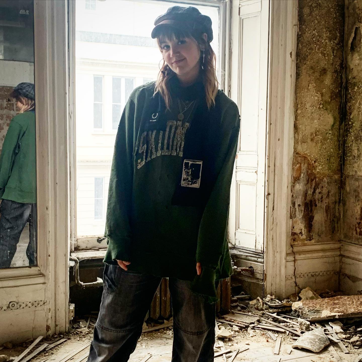 _femalien instagram image archive image