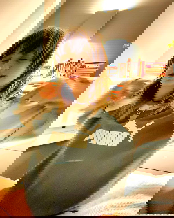 _femalien image ~ Altpins