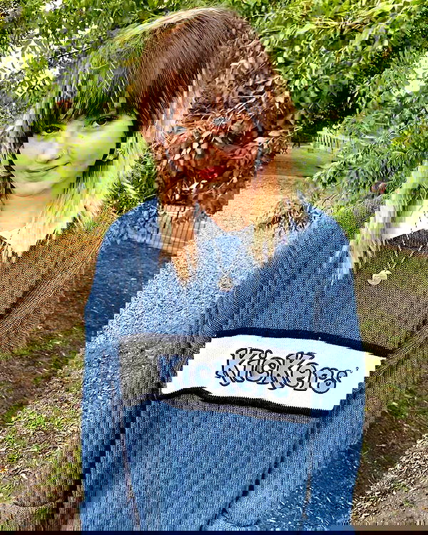 _femalien image ~ Altpins