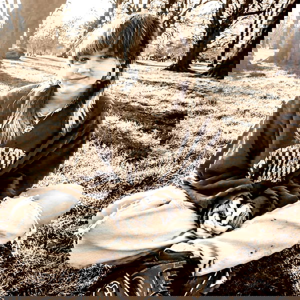 _femalien image ~ Altpins