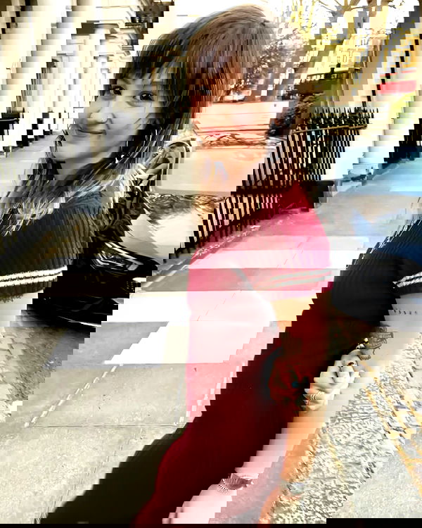 _femalien image ~ Altpins