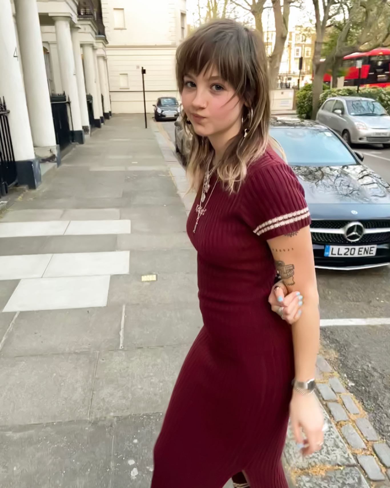 _femalien instagram image archive image