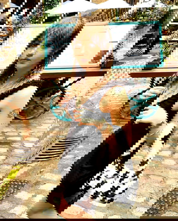 _femalien image ~ Altpins