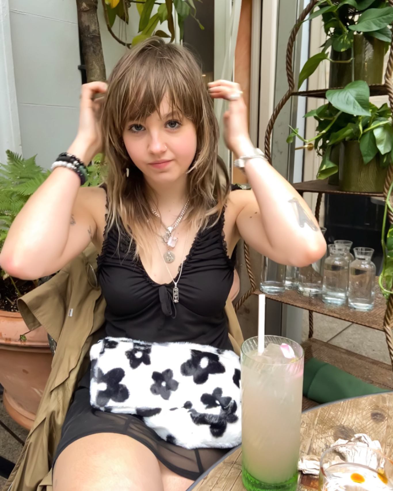 _femalien instagram image archive image