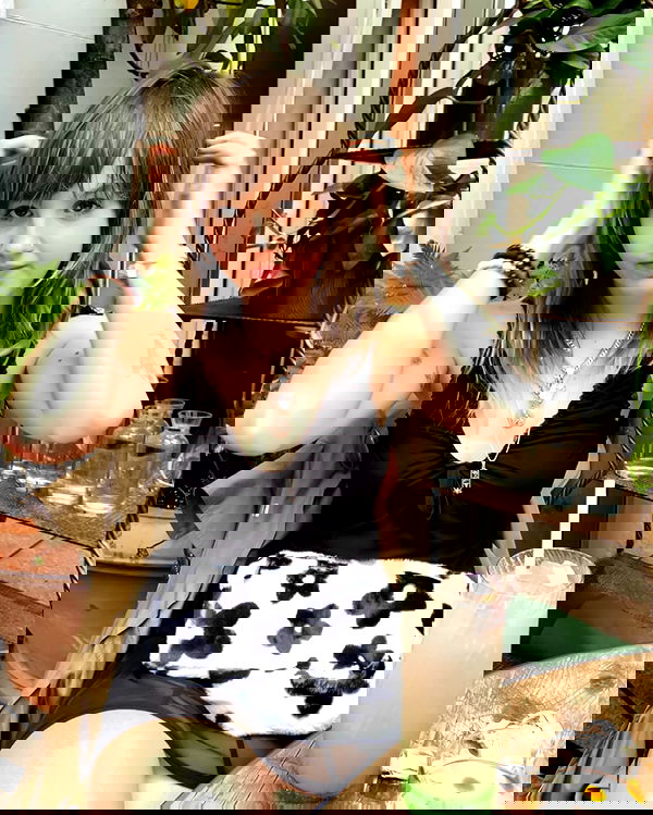 _femalien image ~ Altpins