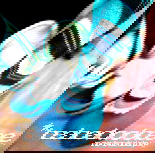 _femalien image ~ Altpins