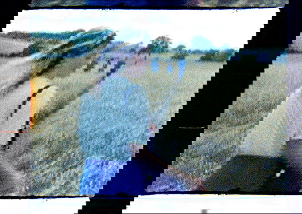 _femalien image ~ Altpins