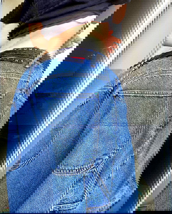 _femalien image ~ Altpins