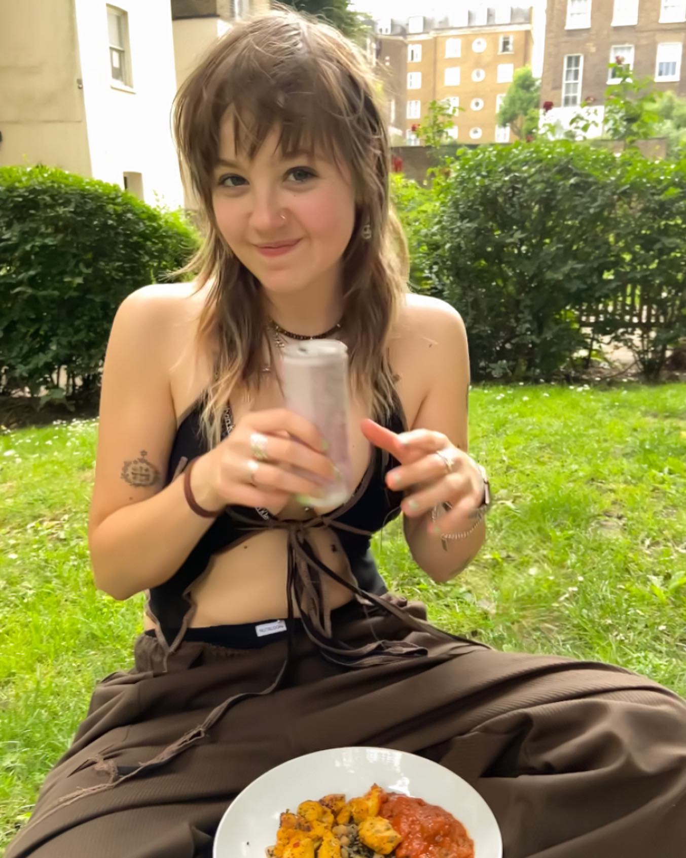 _femalien instagram image archive image