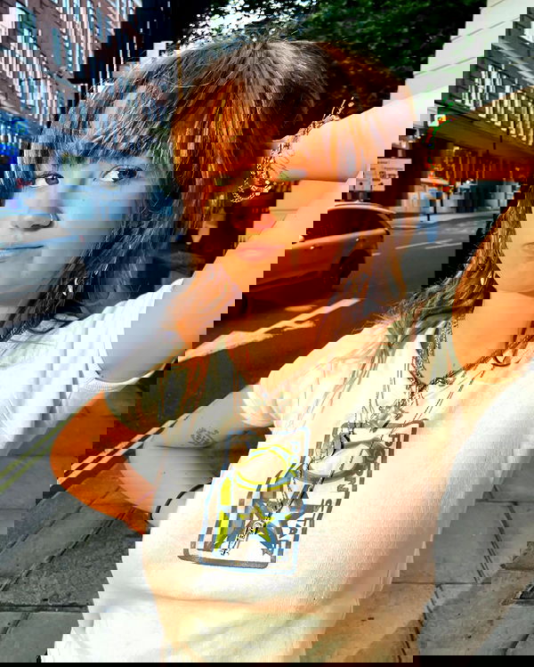 _femalien image ~ Altpins