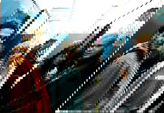 _femalien image ~ Altpins