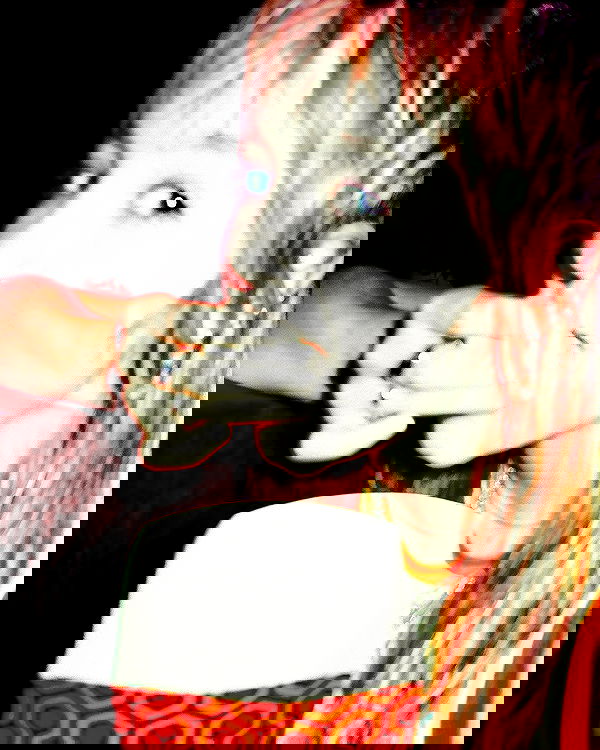 _femalien _femalien archive image