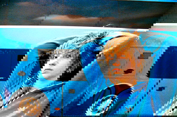 _femalien _femalien archive image