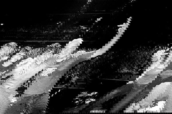 _femalien _femalien archive image