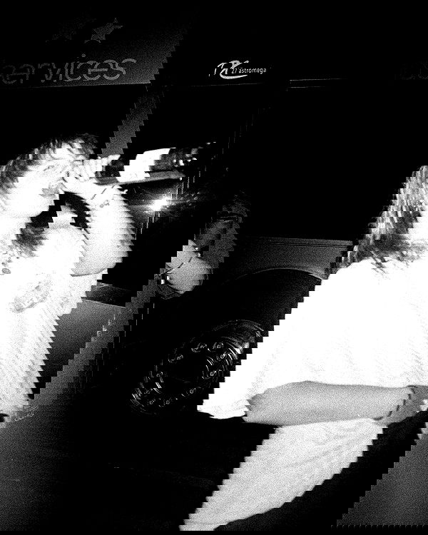 _femalien _femalien archive image