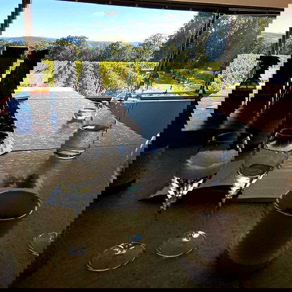 _femalien image ~ Altpins