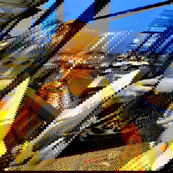 _femalien image ~ Altpins