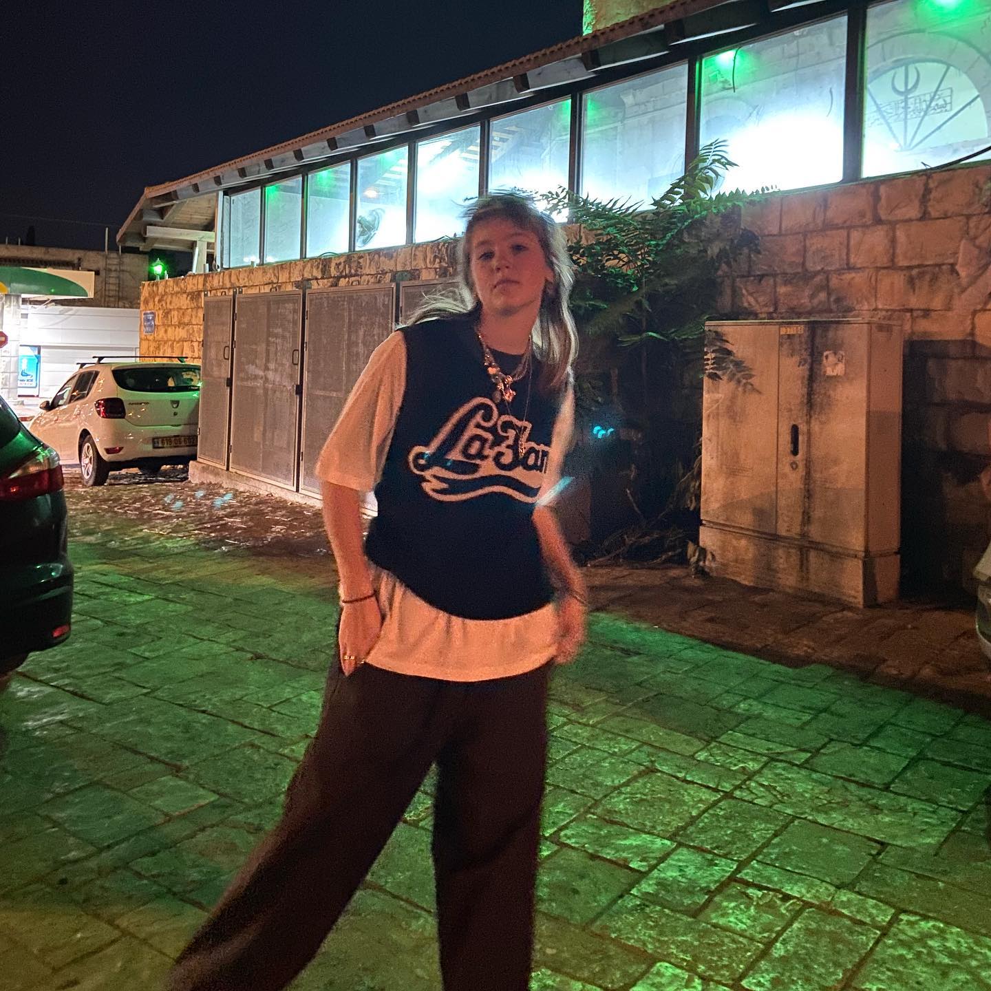 _femalien instagram image archive image