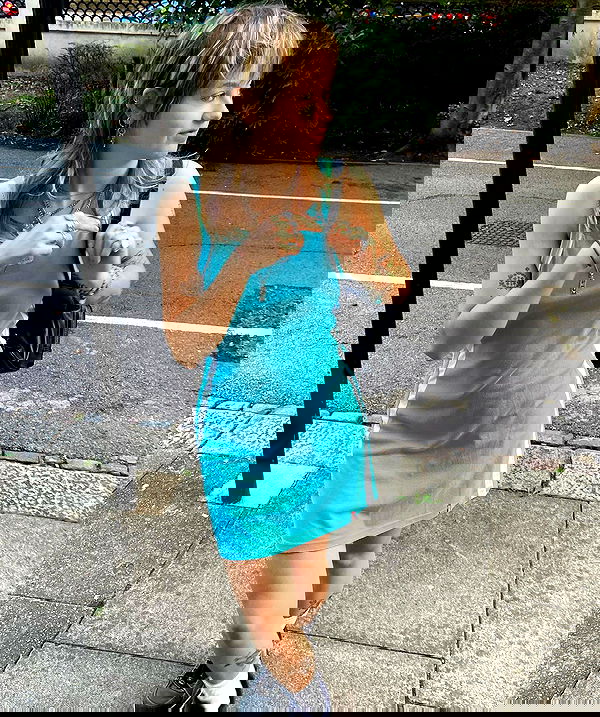 _femalien image ~ Altpins