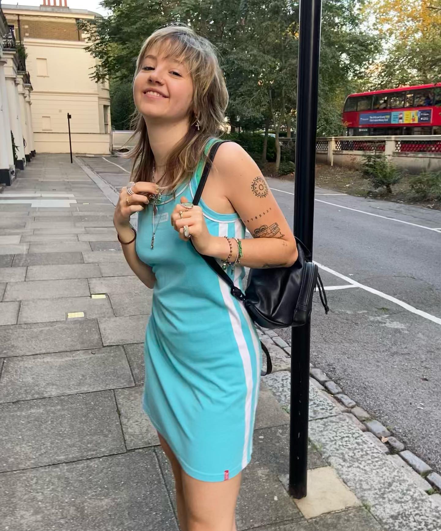 _femalien instagram image archive image