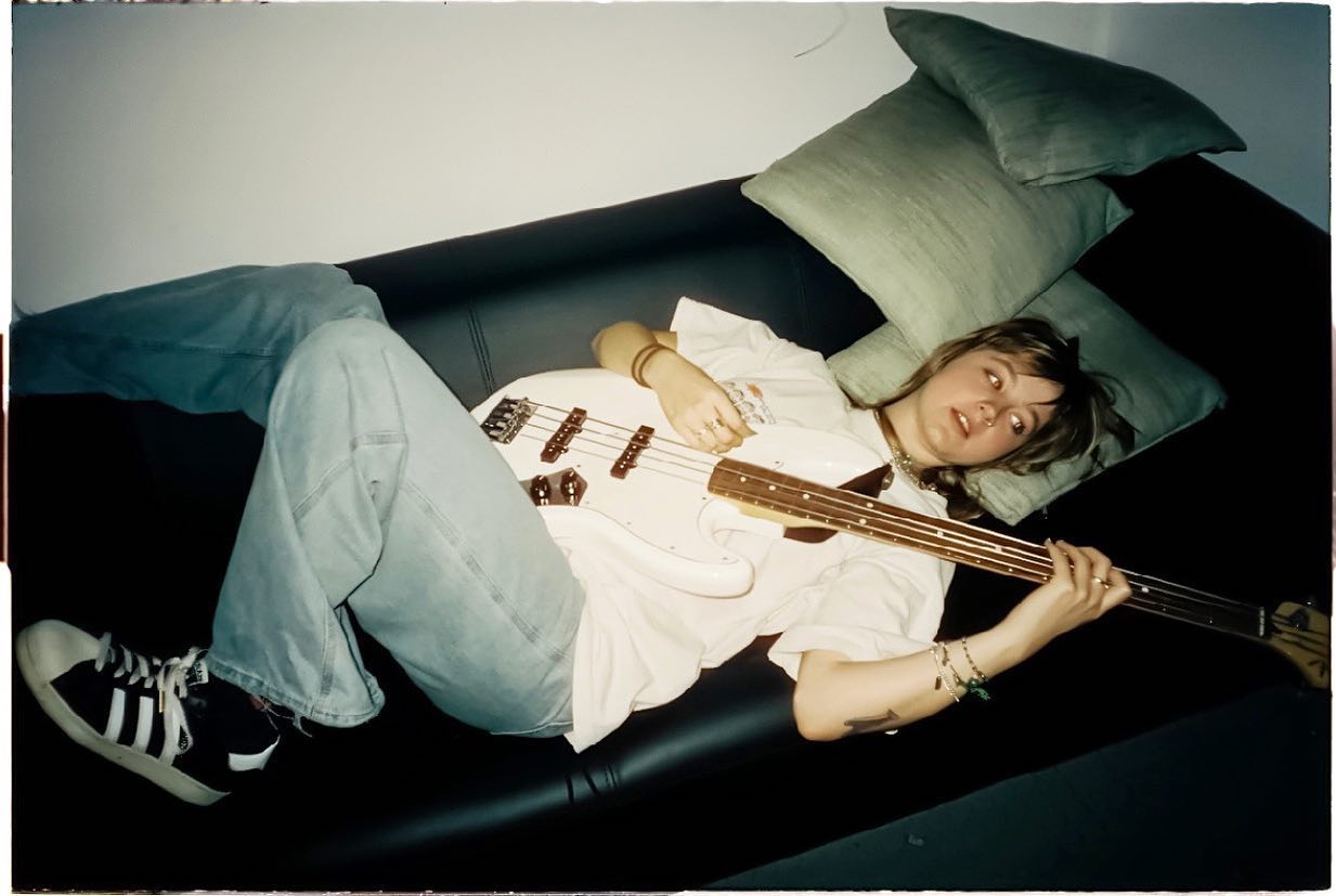 _femalien instagram image archive image