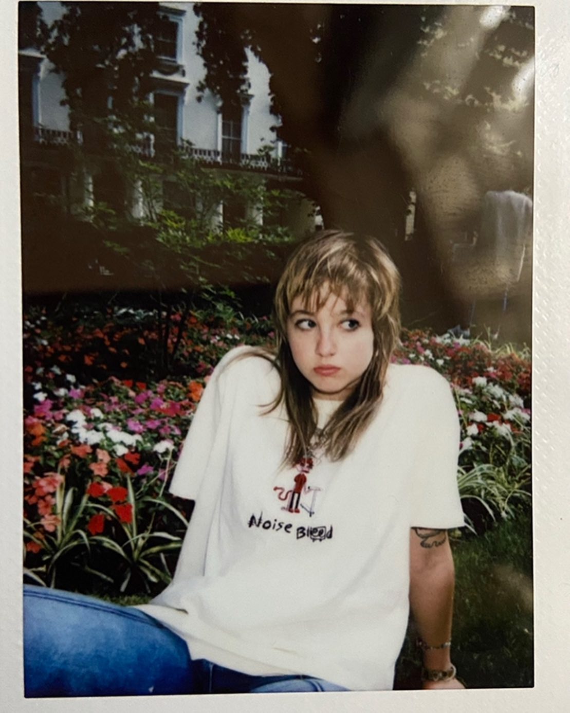 _femalien instagram image archive image