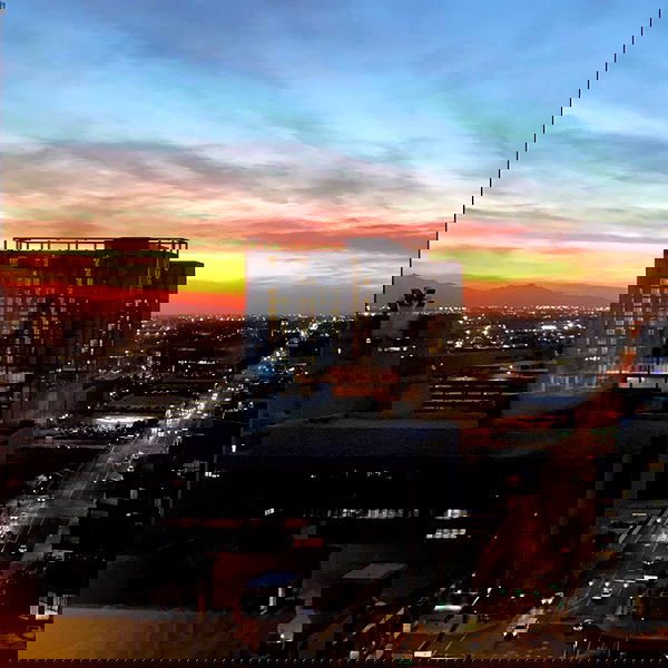 _femalien image ~ Altpins