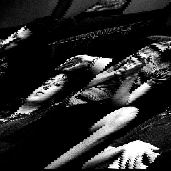 _femalien image ~ Altpins