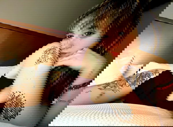 _femalien _femalien archive image