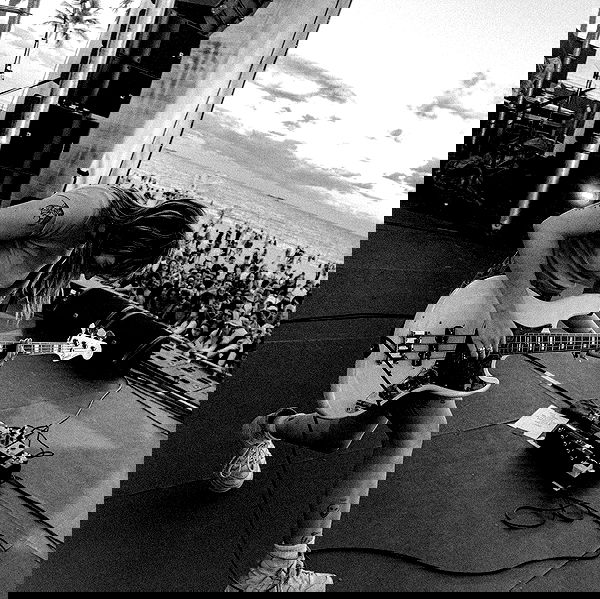 _femalien _femalien archive image