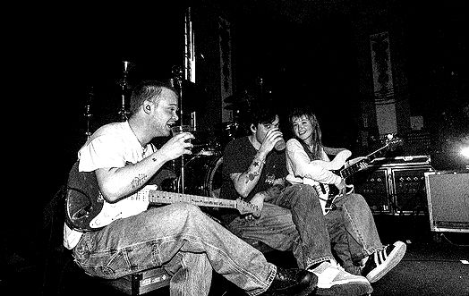 _femalien _femalien archive image