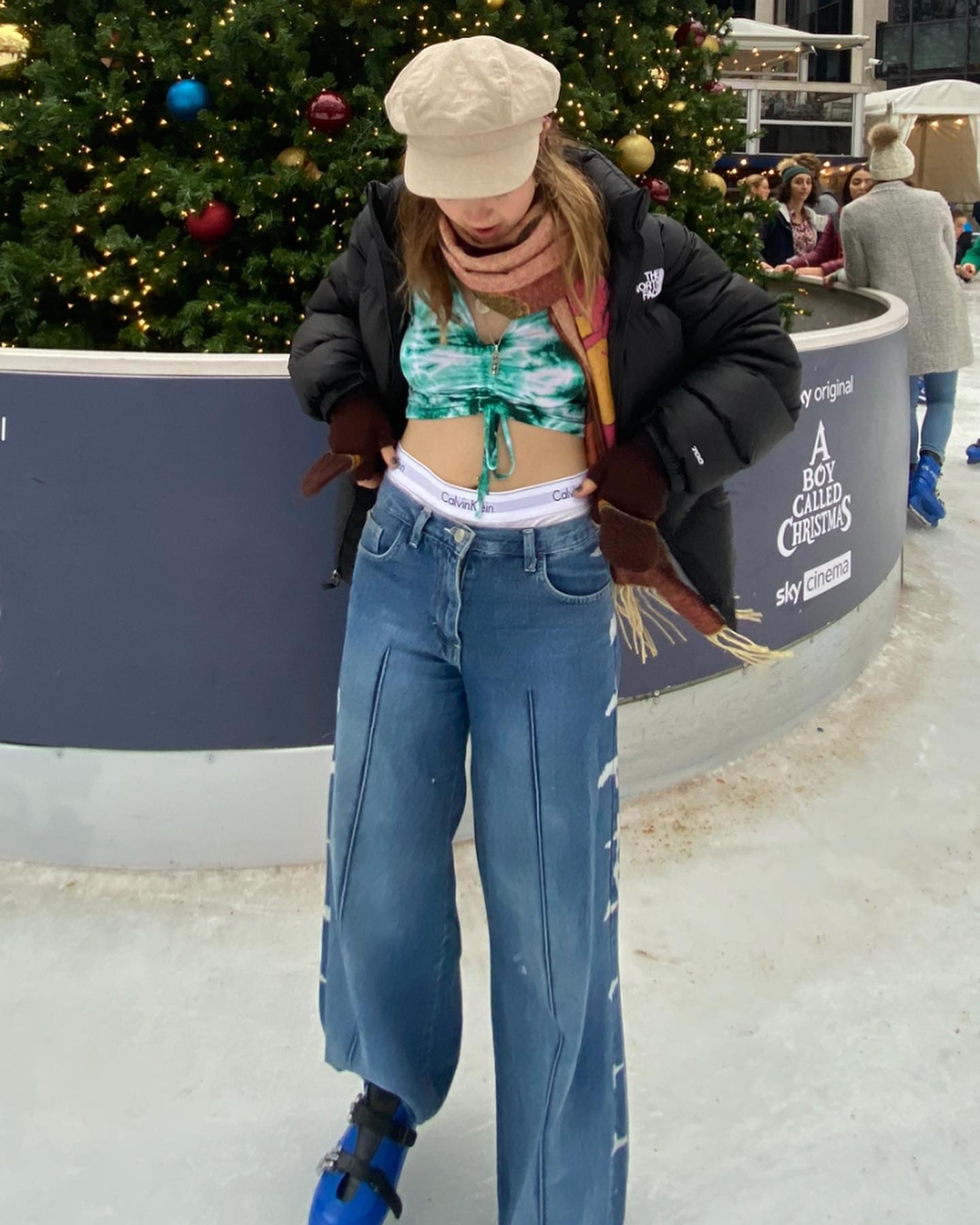 _femalien instagram image archive image