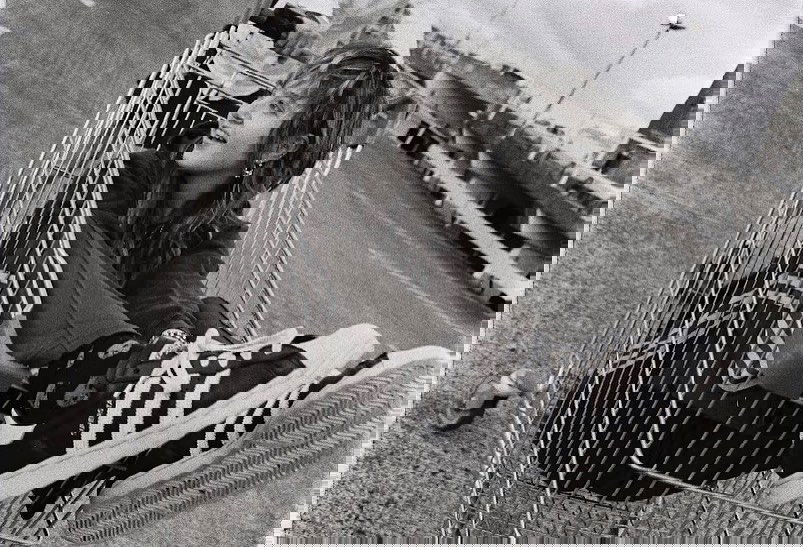 _femalien instagram image archive image