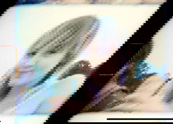 _femalien image ~ Altpins