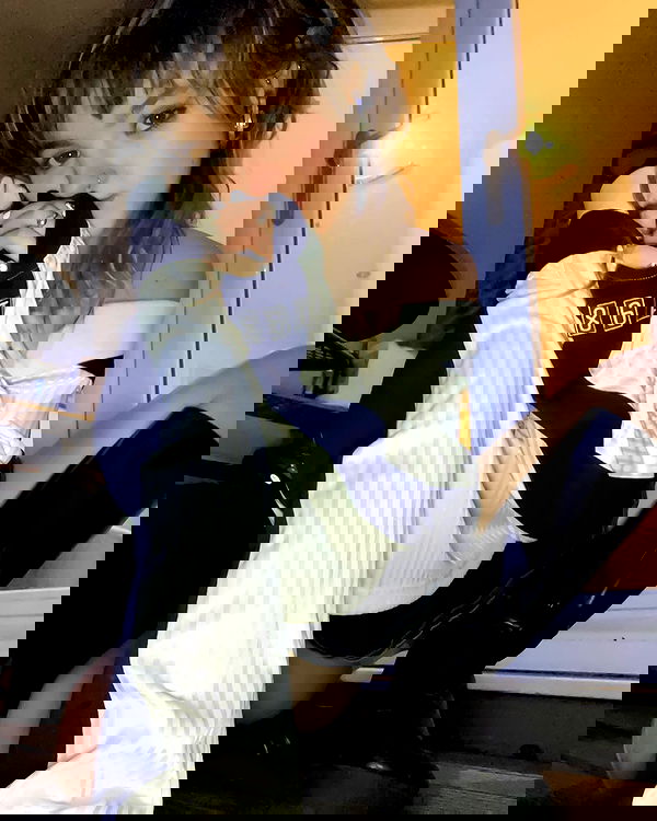 _femalien image ~ Altpins