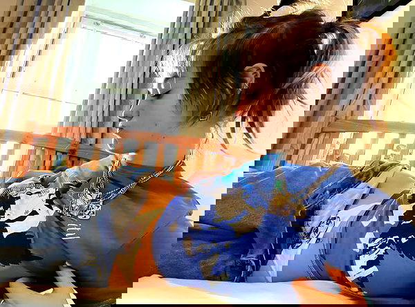 _femalien image ~ Altpins