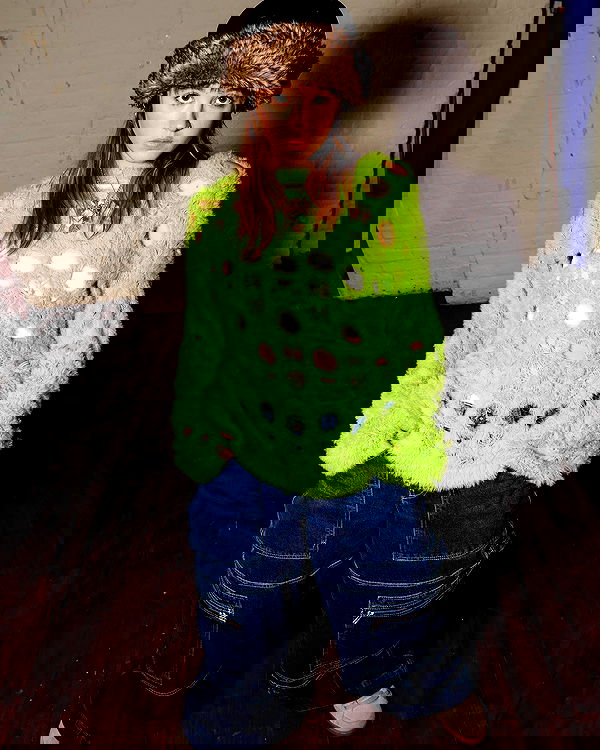 _femalien image ~ Altpins