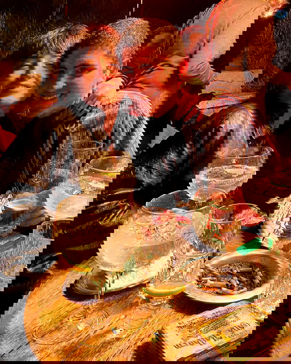 _femalien image ~ Altpins