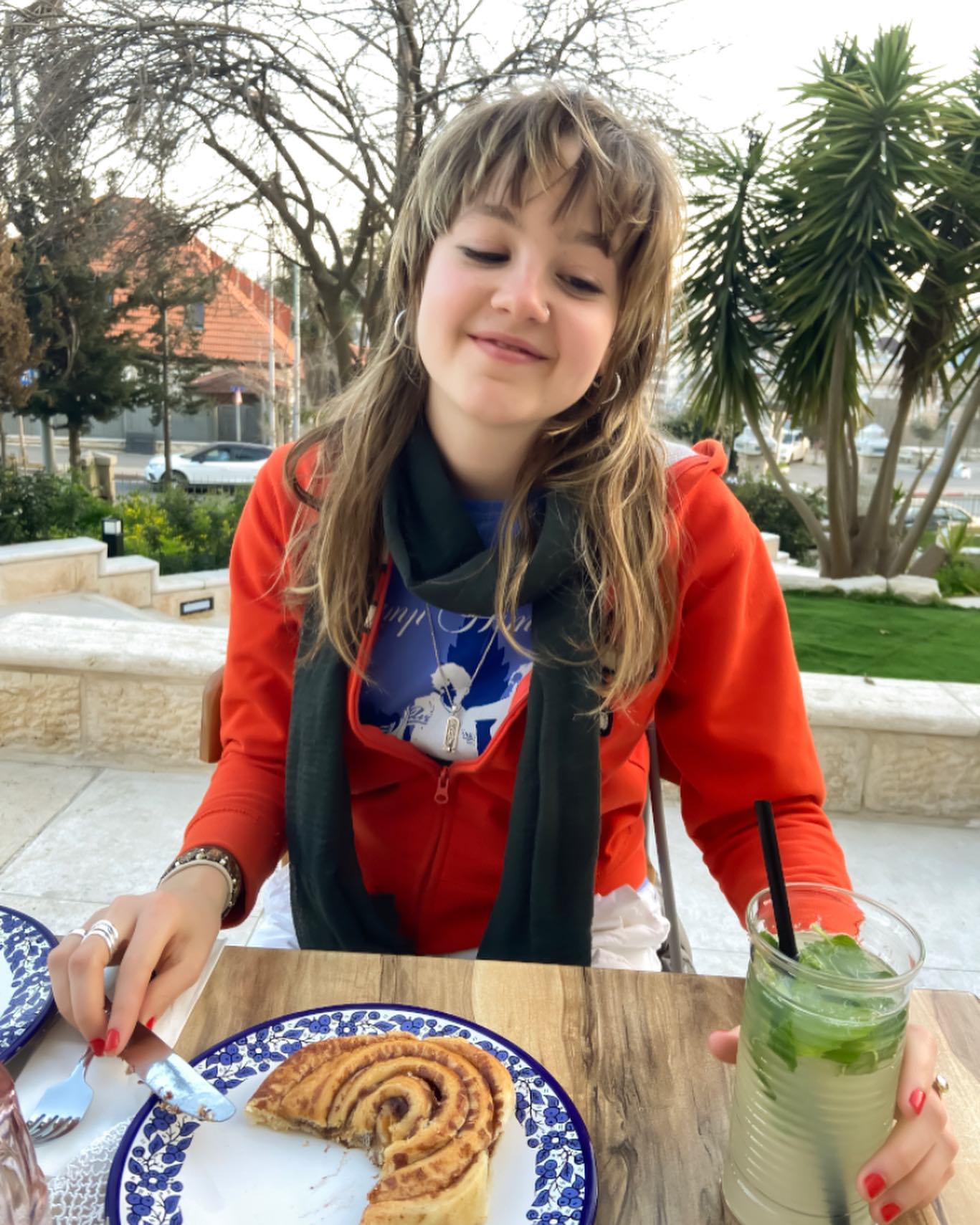 _femalien instagram image archive image