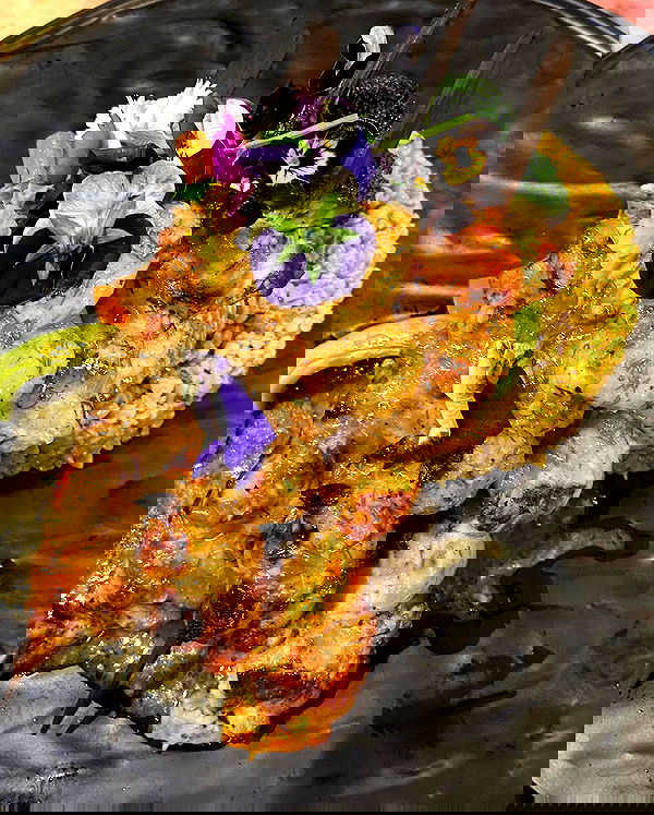 _femalien image ~ Altpins