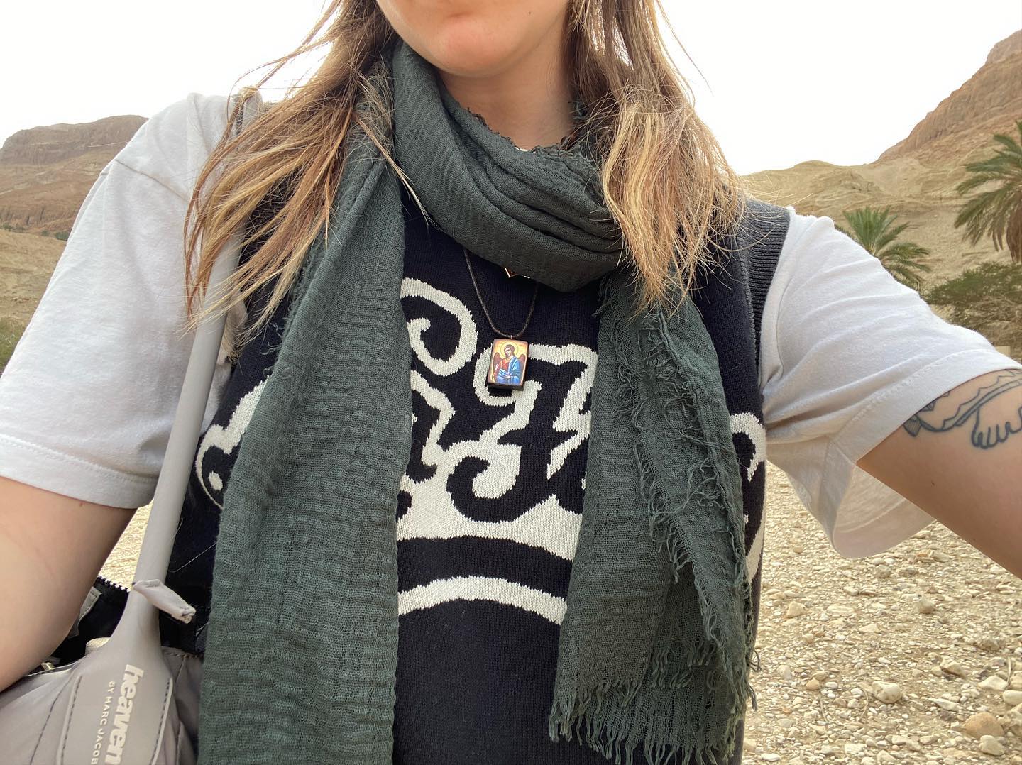 _femalien instagram image archive image