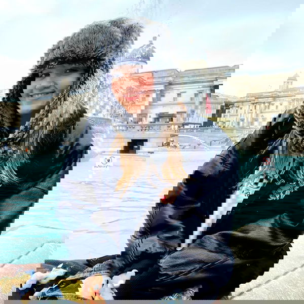 _femalien image ~ Altpins