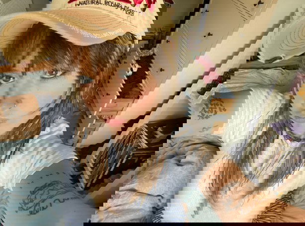 _femalien instagram image archive image