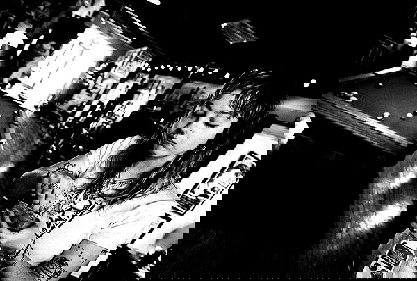 _femalien image ~ Altpins